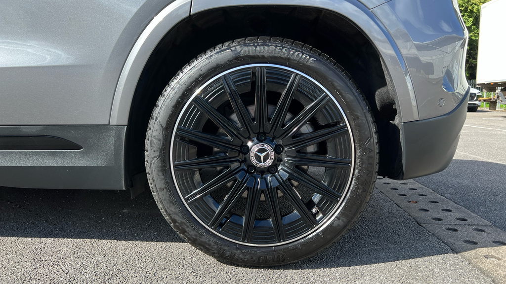 Mercedes-Benz GLA Class Gla 200 Amg Line Premium Black #24