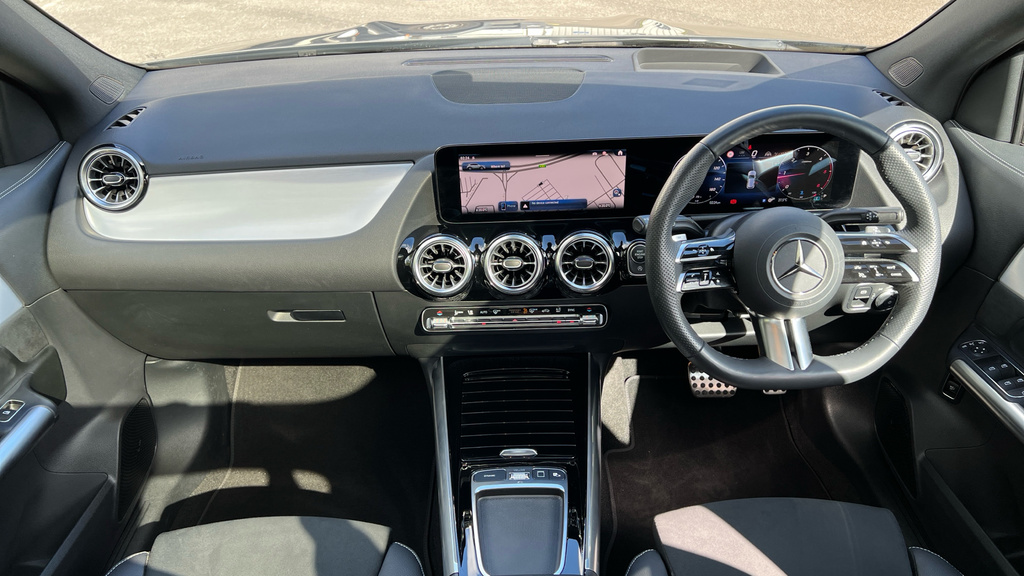 Mercedes-Benz GLA Class Gla 200 Amg Line Premium Black #13