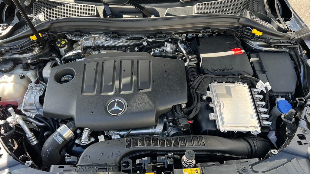 Mercedes-Benz GLA Class Gla 200 Amg Line Premium Black #22