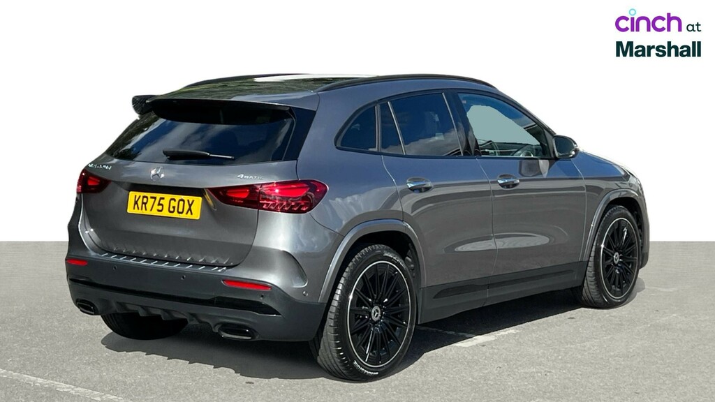 Mercedes-Benz GLA Class Gla 200 Amg Line Premium Black #4