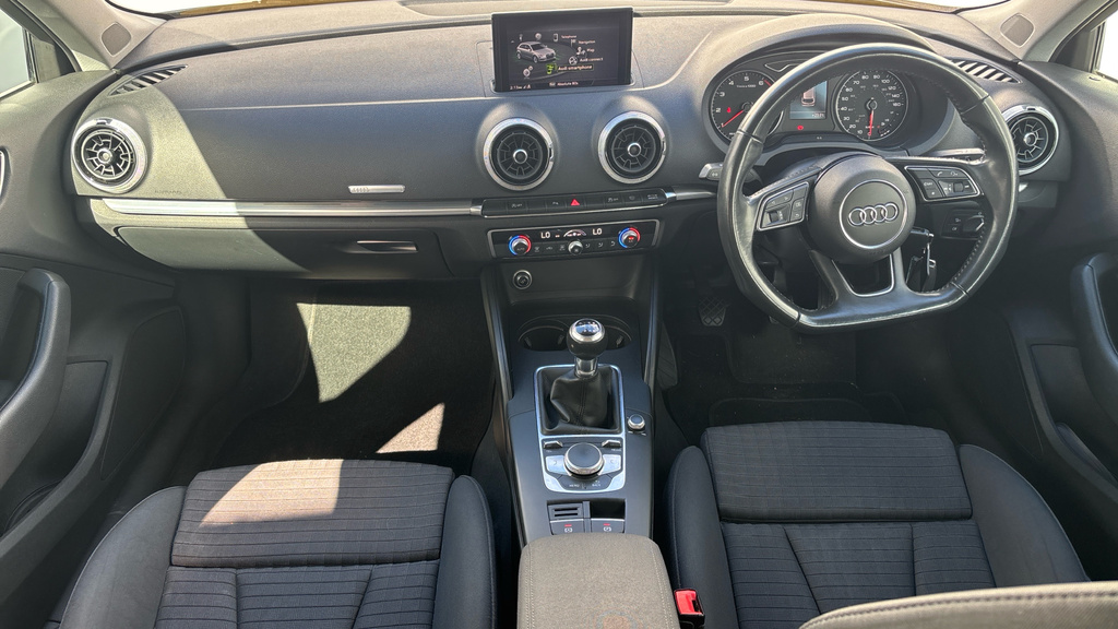 Audi A3 1.0 Tfsi 30 Black Edition Sportback Man Silver #14