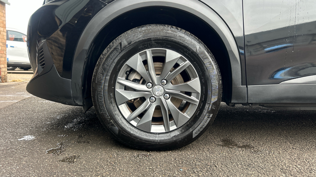 Peugeot e-2008 50Kwh Allure Premium  #17