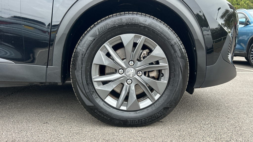Peugeot e-2008 50Kwh Allure Premium  #20