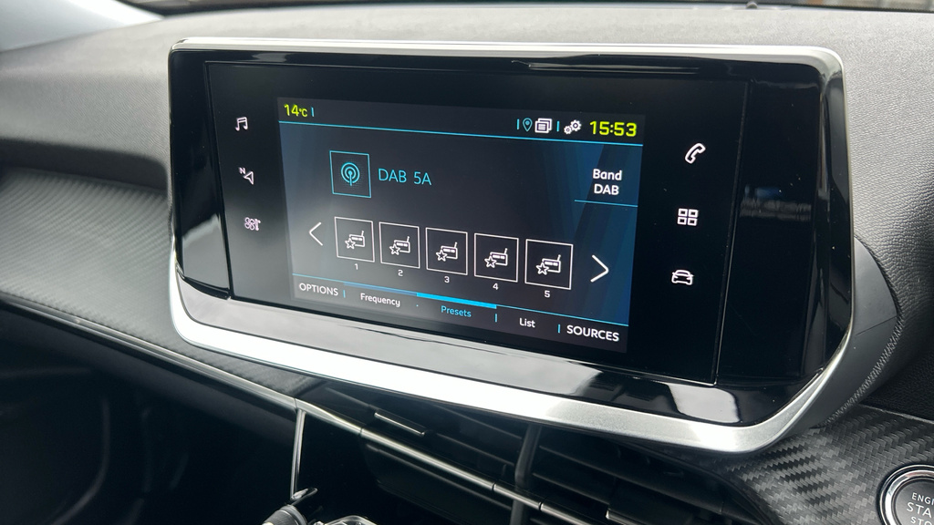 Peugeot e-2008 50Kwh Allure Premium  #27