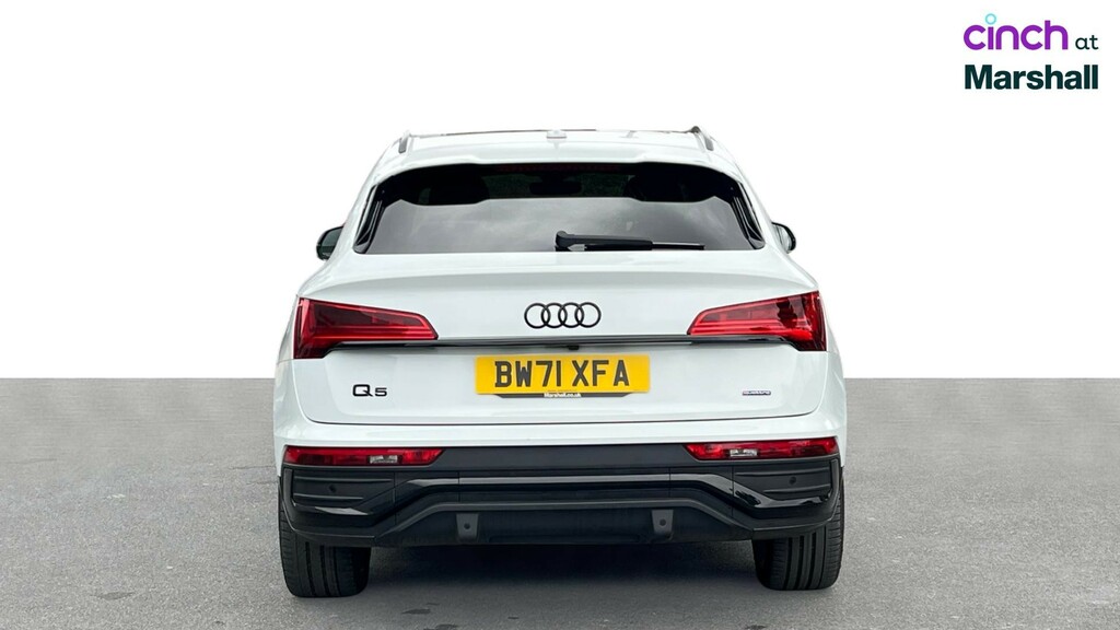 Audi Q5 Q5 S Line Edition 1 40 Tdi Mhev Quattro S-a White #4