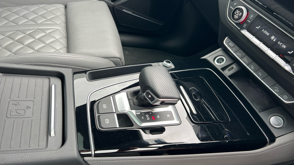 Audi Q5 Q5 S Line Edition 1 40 Tdi Mhev Quattro S-a White #31