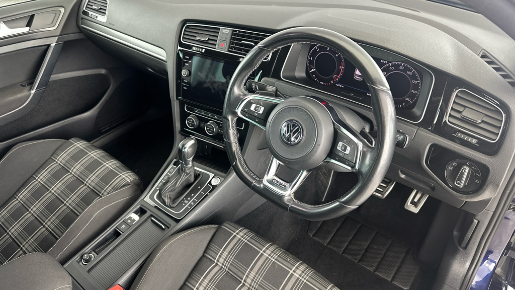 Volkswagen Golf 1.5 Tsi Evo 150 R-line Dsg White #9