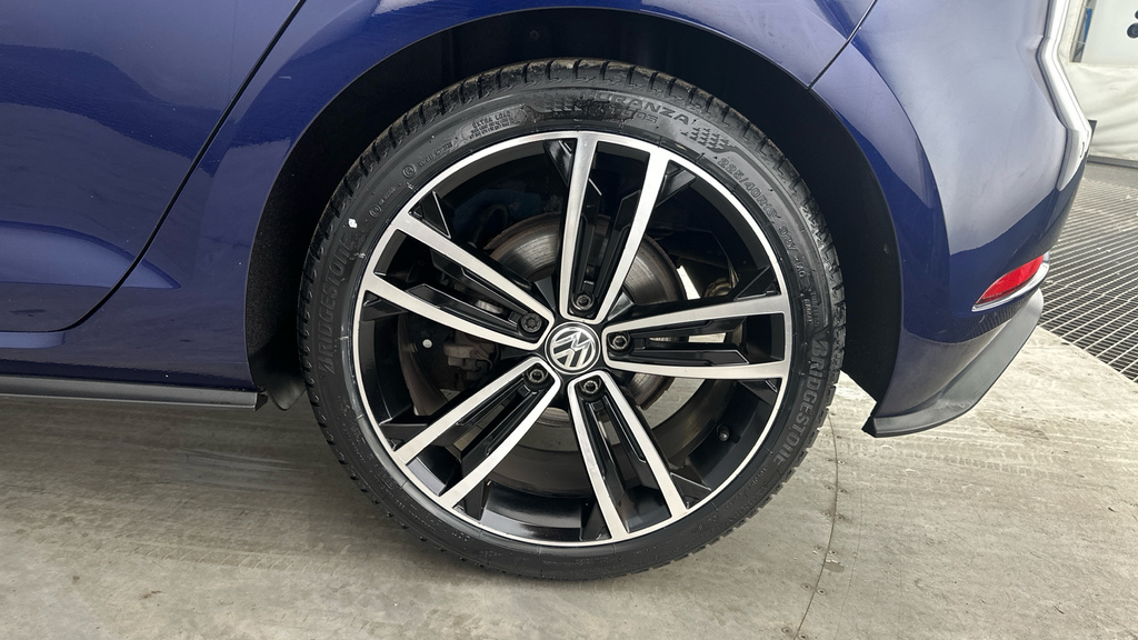 Volkswagen Golf 1.5 Tsi Evo 150 R-line Dsg White #29