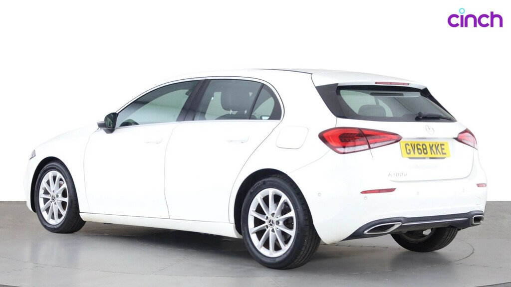 Mercedes-Benz A Class A 180 Amg Line Premium White #6