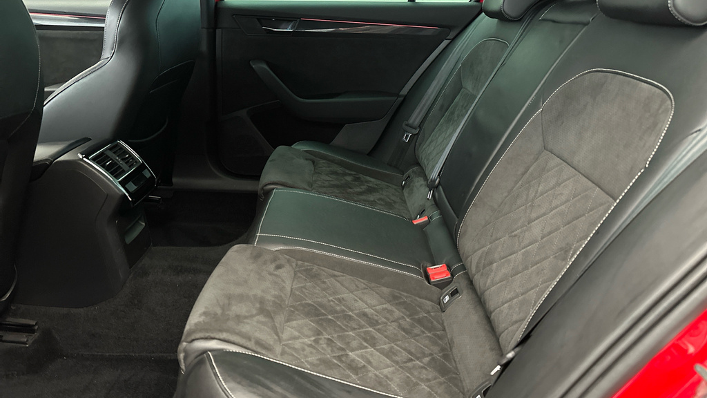 Skoda Superb 2.0 Tdi Cr Se L Executive Dsg Grey #19