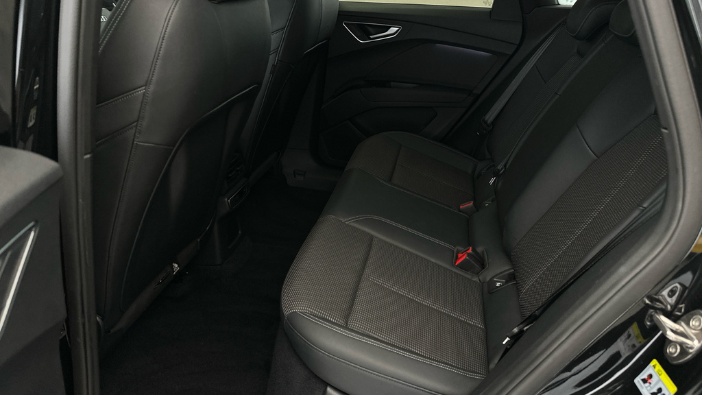 Audi Q4 E Tron 125Kw 35 55Kwh Sport Black #19