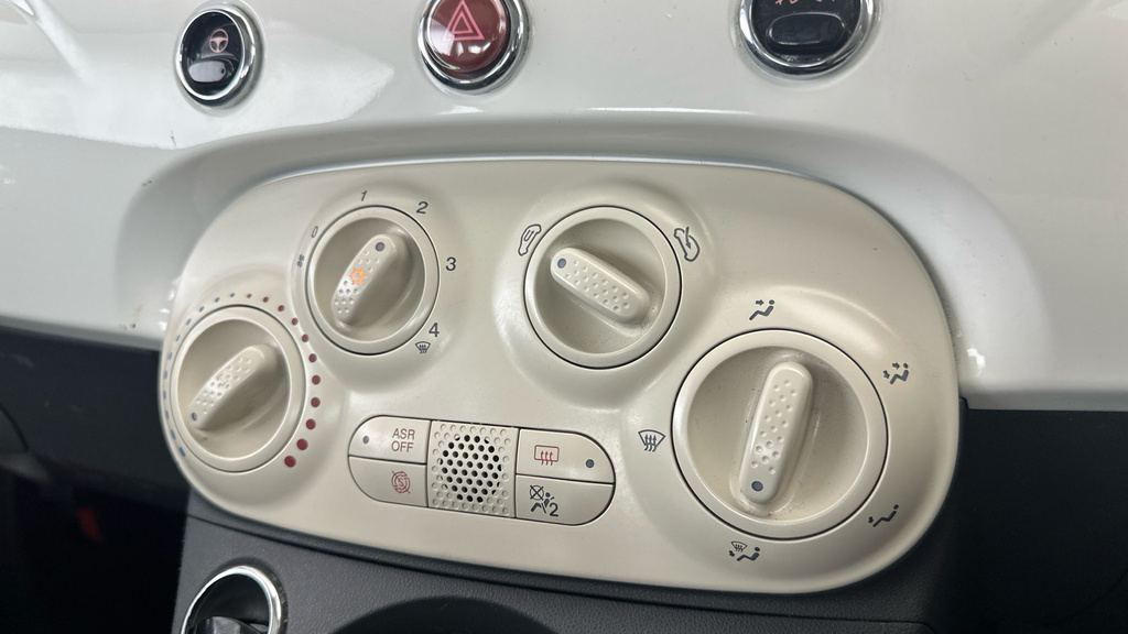 Fiat 500 500 Lounge Red #11