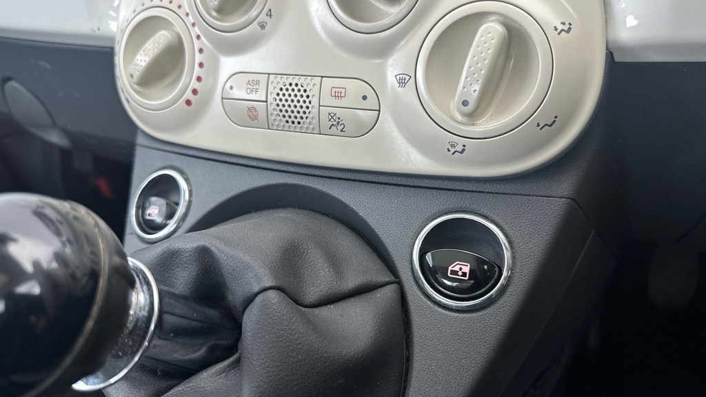 Fiat 500 500 Lounge Red #12