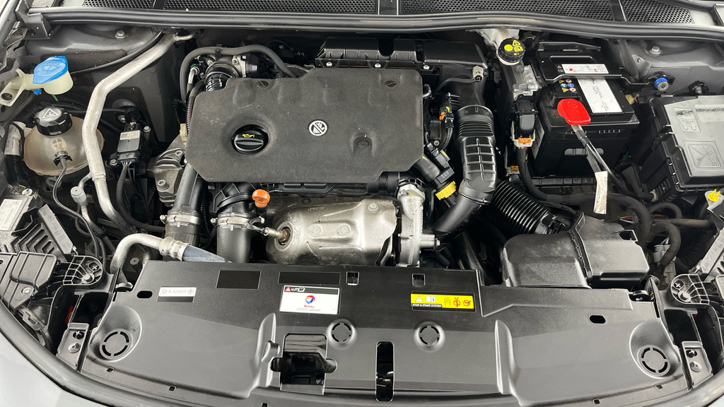 Peugeot 308 1.2L Active Premium Black #21