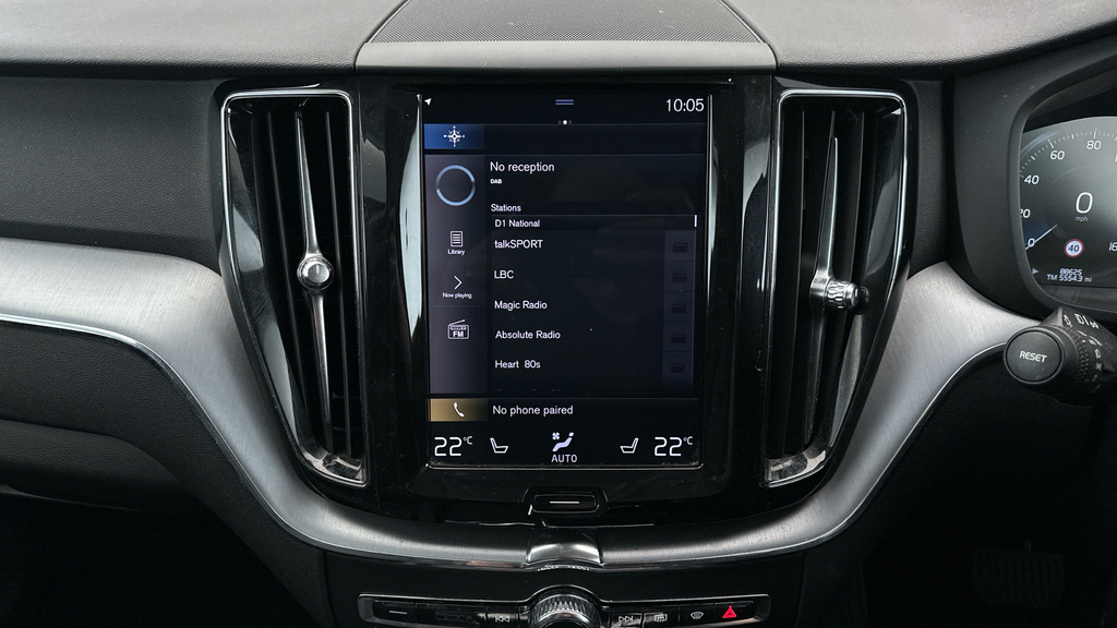 Volvo XC60 B4 194Bhp Awd Momentum Blue #20