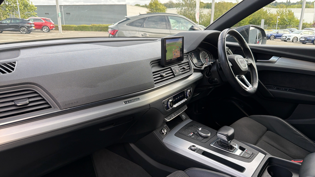 Audi Q5 2019 2.0 Tdi Quattro Black Edition 188 Bhp Blue #10