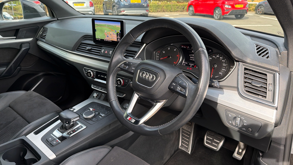 Audi Q5 2019 2.0 Tdi Quattro Black Edition 188 Bhp Blue #9