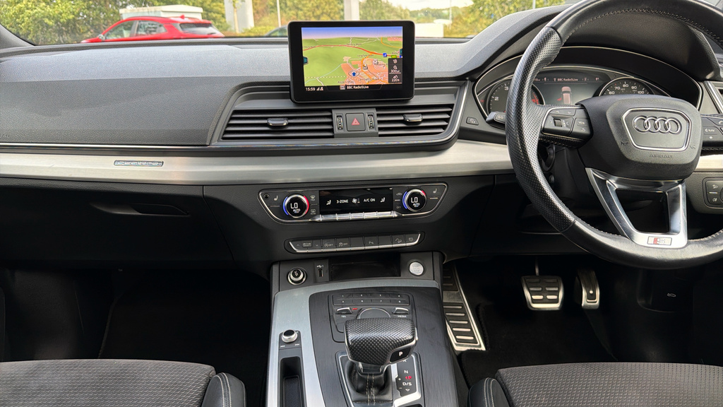 Audi Q5 2019 2.0 Tdi Quattro Black Edition 188 Bhp Blue #12