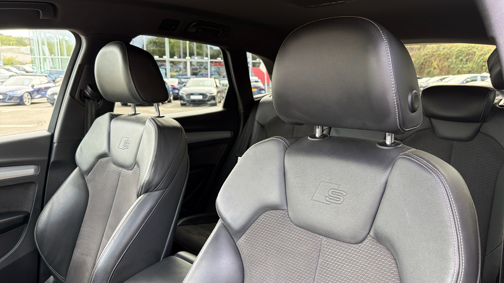 Audi Q5 2019 2.0 Tdi Quattro Black Edition 188 Bhp Blue #24