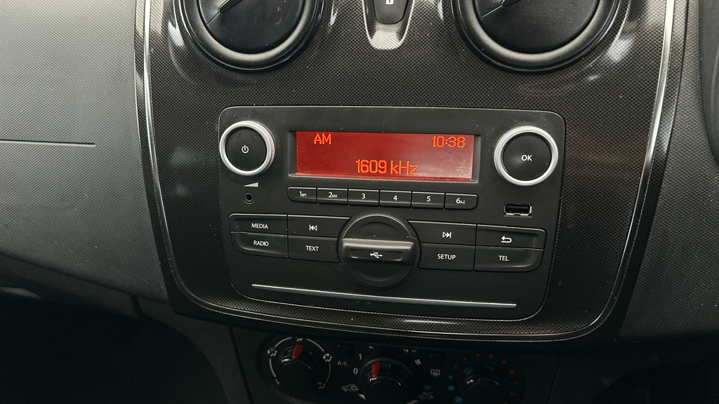 Dacia Sandero 0.9 Tce Ambiance White #13