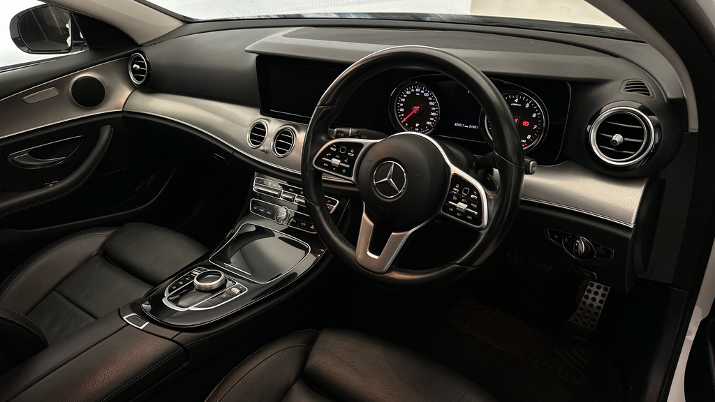 Mercedes-Benz E Class 2.0 E220d Amg Line Cabriolet G-tronic 4Matic Euro Black #11