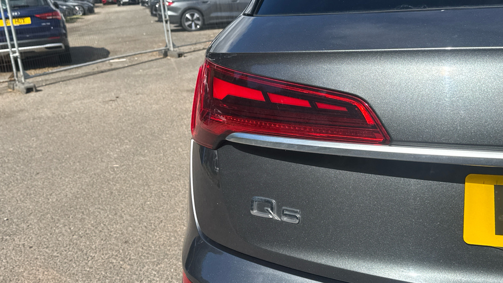 Audi Q5 Q5 Phev S Line Black Edition 50 Tfsi E Quattro S-a Black #37