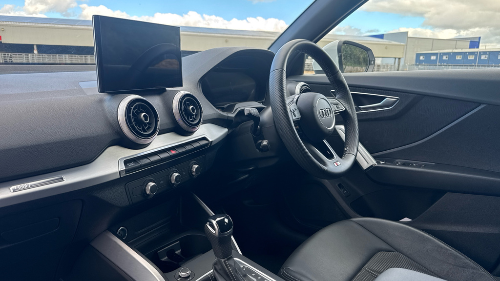 Audi Q2 Black Edition 35 Tfsi 150 Ps S Tronic Black #10