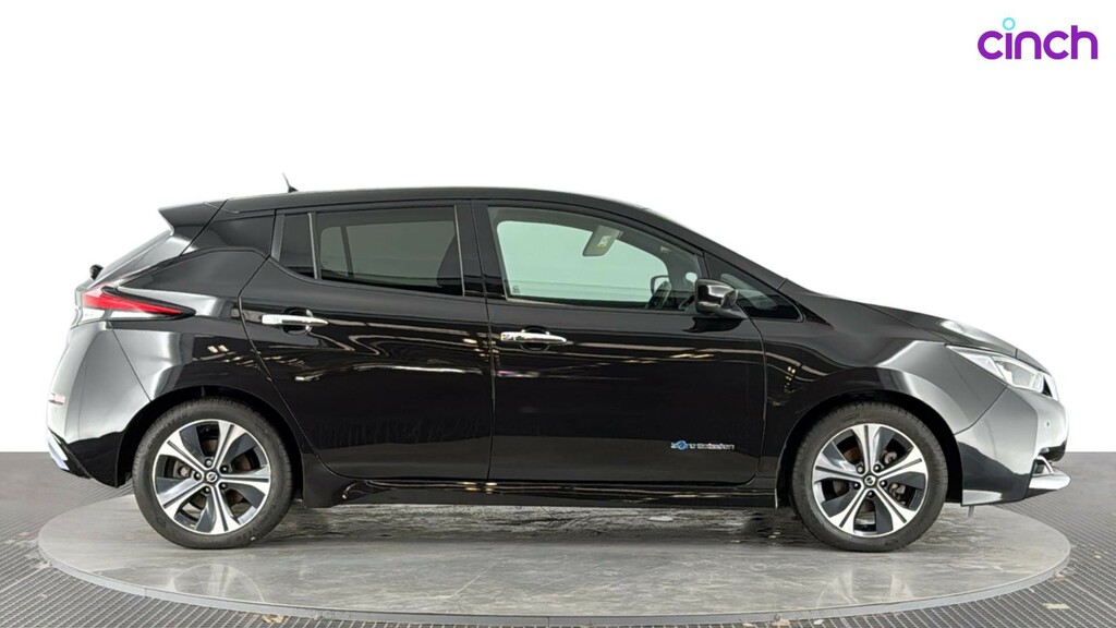 Nissan Leaf 110Kw N-connecta 40Kwh Silver #2