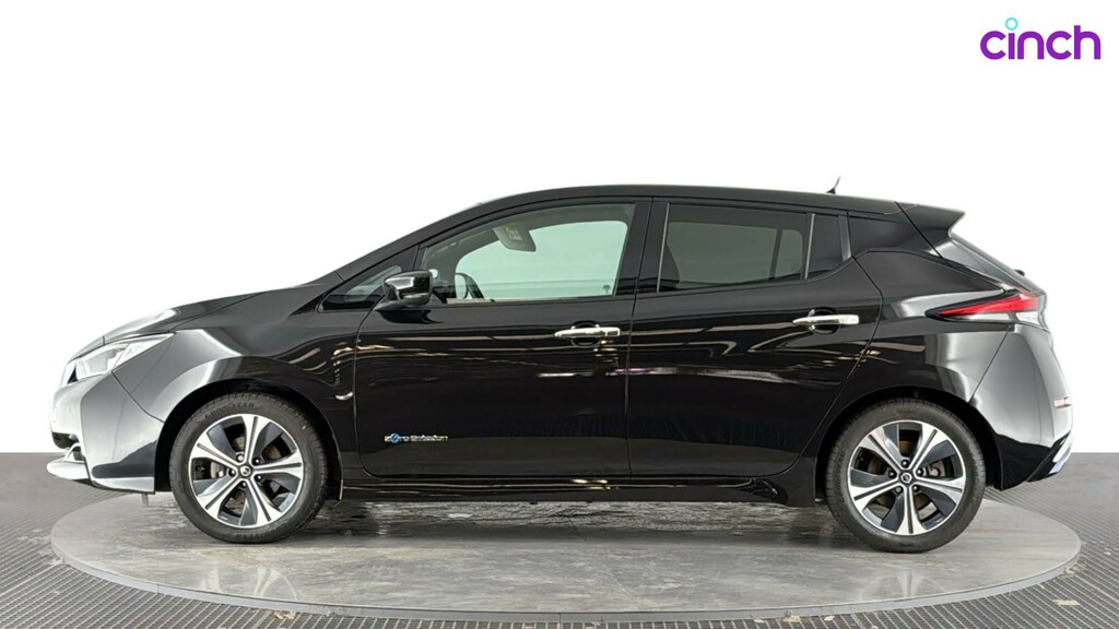 Nissan Leaf 110Kw N-connecta 40Kwh Silver #6