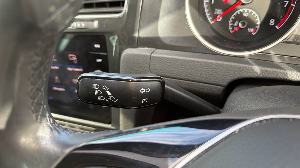 Volkswagen Golf 2.0 Tdi 184 Gtd Dsg White #34