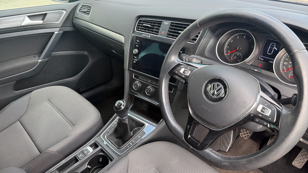 Volkswagen Golf 2.0 Tdi 184 Gtd Dsg White #9