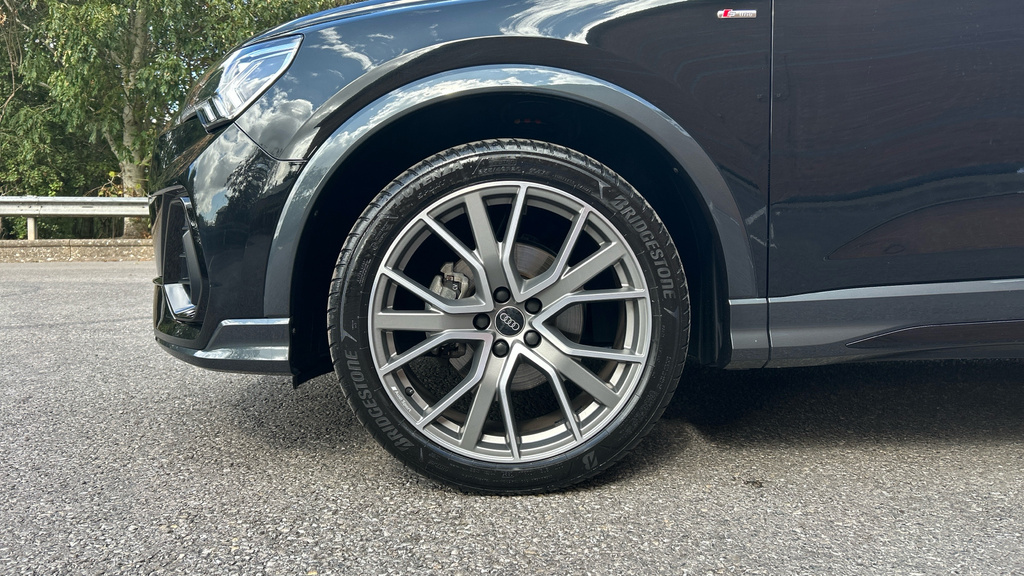 Audi Q3 Black Edition 35 Tfsi 150 Ps S Tronic Blue #18