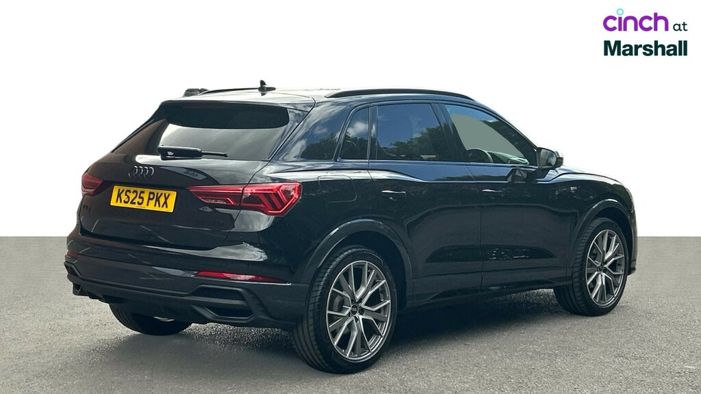 Audi Q3 Black Edition 35 Tfsi 150 Ps S Tronic Blue #3