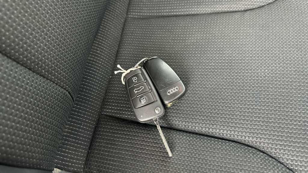 Audi Q3 S Line Edition 1.4 Tfsi Cylinder On Demand 150 Ps  #23