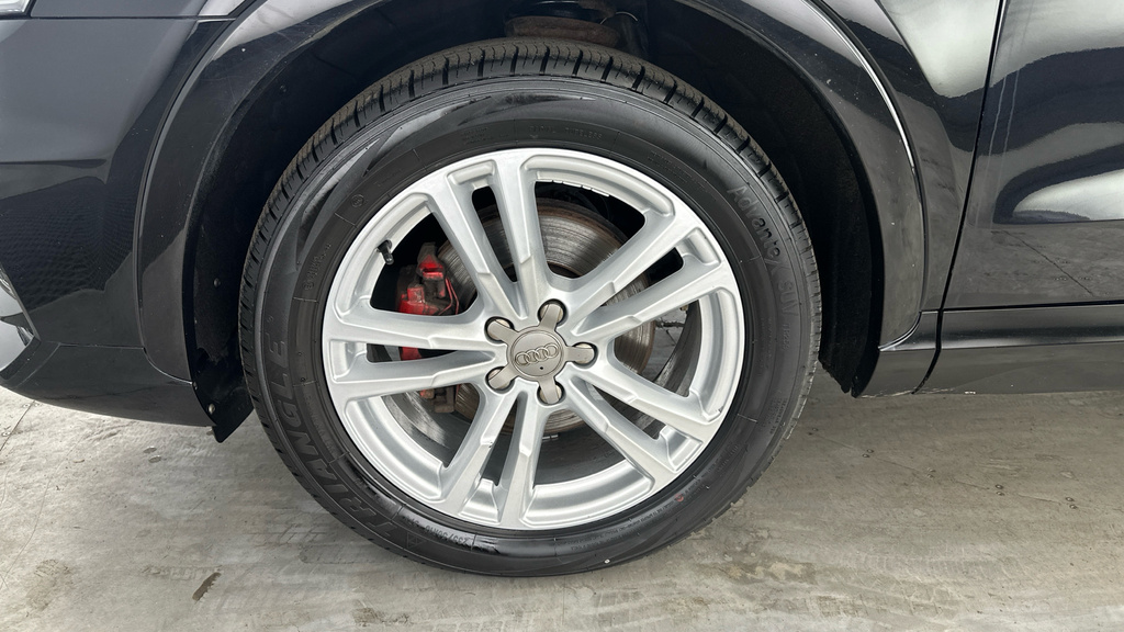 Audi Q3 S Line Edition 1.4 Tfsi Cylinder On Demand 150 Ps  #18