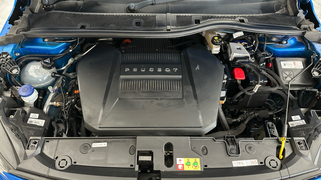 Peugeot e-208 Allure Hatchback Blue #23
