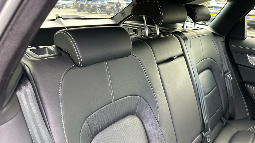 Jaguar F-Pace 5.0 V8 550 Svr Awd Panoramic Roof Blue #40