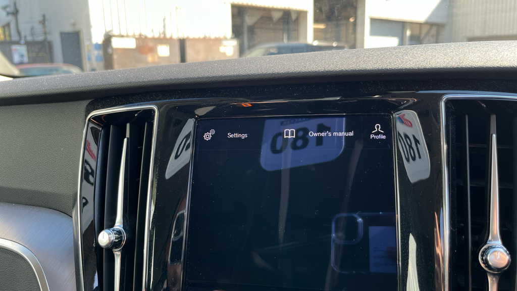 Volvo V60 R-design, B3 Mild Hybrid Black #36