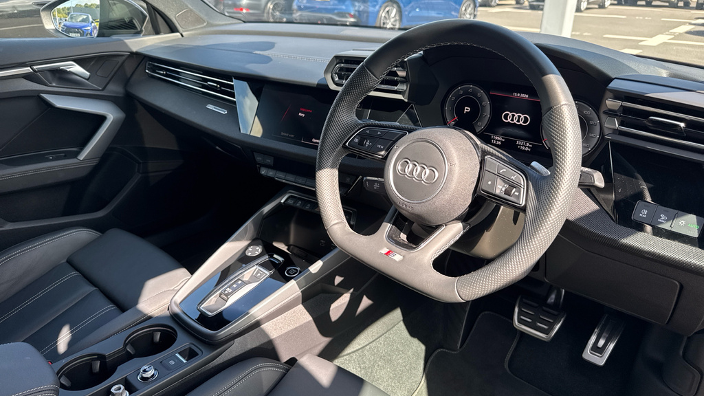 Audi A3 2.0 Tdi 35 Black Edition Sportback S Tr Black #9
