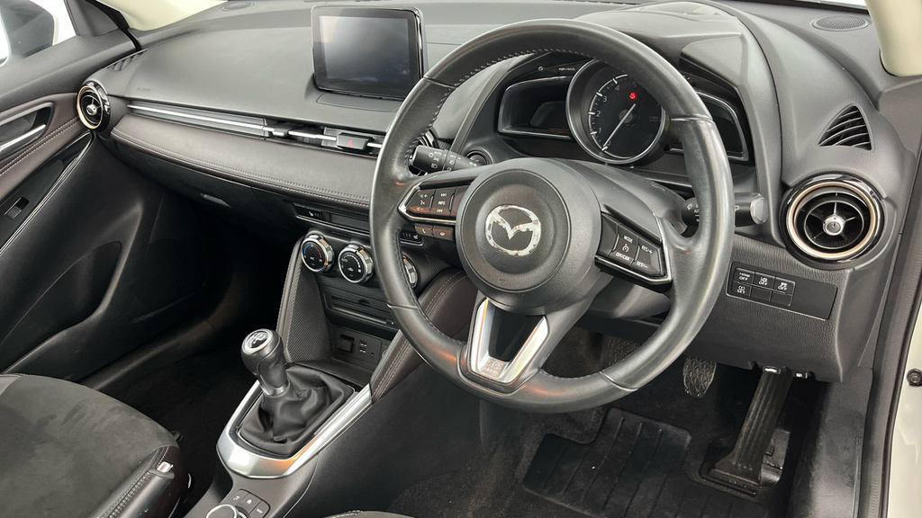 Mazda 2 1.5 Skyactiv-g Sport Black Euro 6 Ss White #9