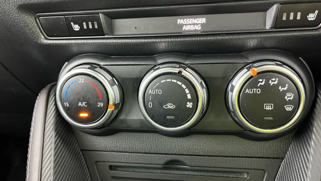 Mazda 2 1.5 Skyactiv-g Sport Black Euro 6 Ss White #18