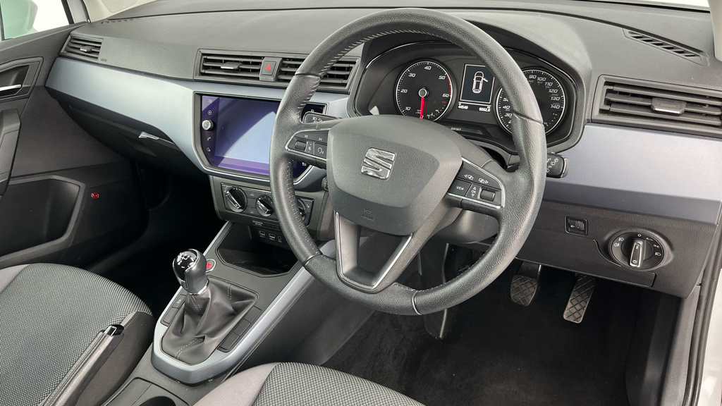Seat Arona Se Technology 1.0 Tsi 115 Ps 7-Speed Silver #9