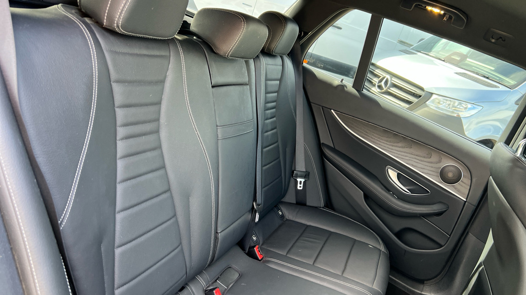 Mercedes-Benz E Class E220d 200 Amg Line Night Ed Prem 9G-tronic 20 Black #31