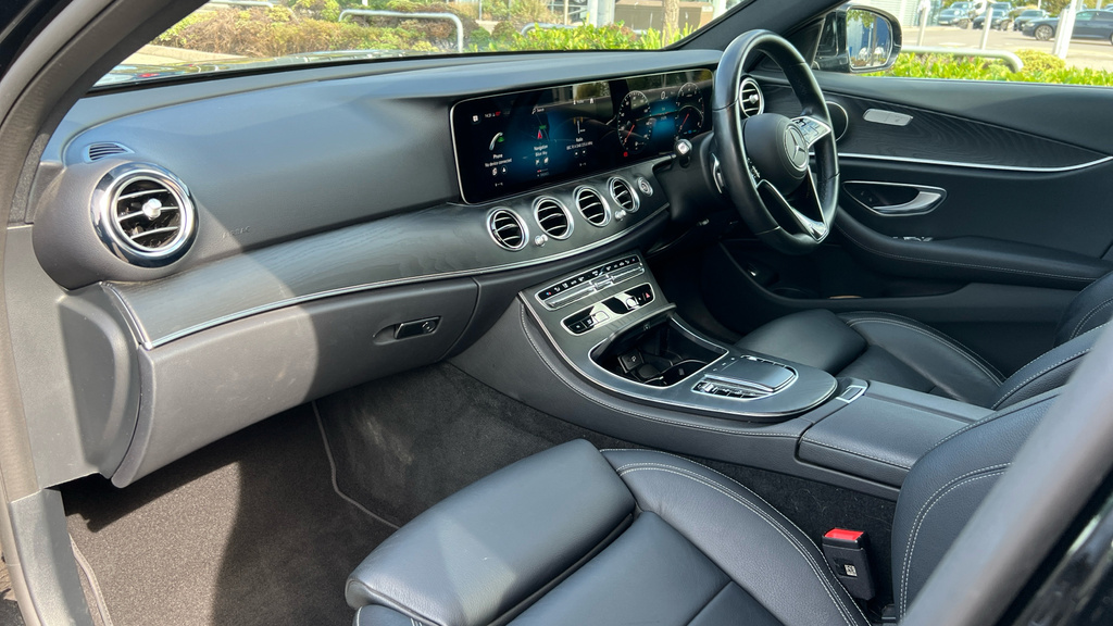 Mercedes-Benz E Class E220d 200 Amg Line Night Ed Prem 9G-tronic 20 Black #14