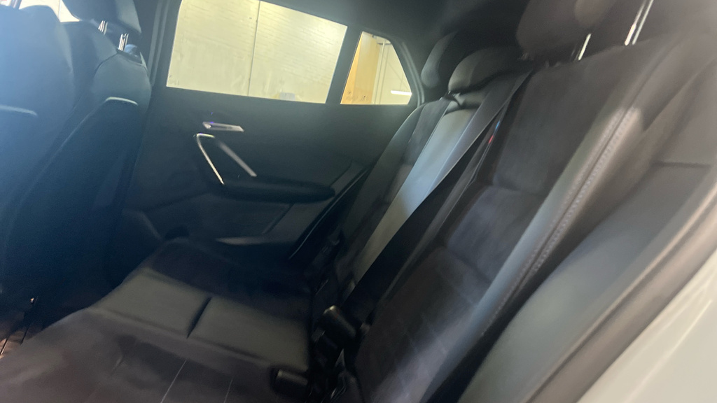 BMW iX2 150Kw Edrive20 M Sport 65Kwh Black #19