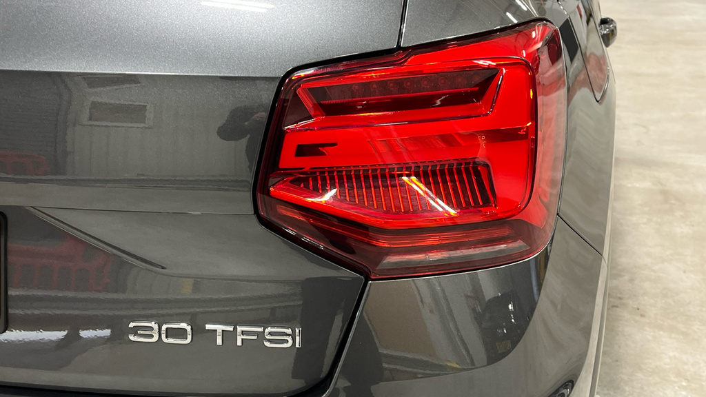 Audi Q2 35 Tfsi S Line S Tronic 2025 Grey #40