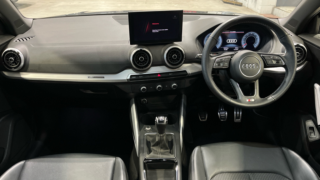 Audi Q2 35 Tfsi S Line S Tronic 2025 Grey #11