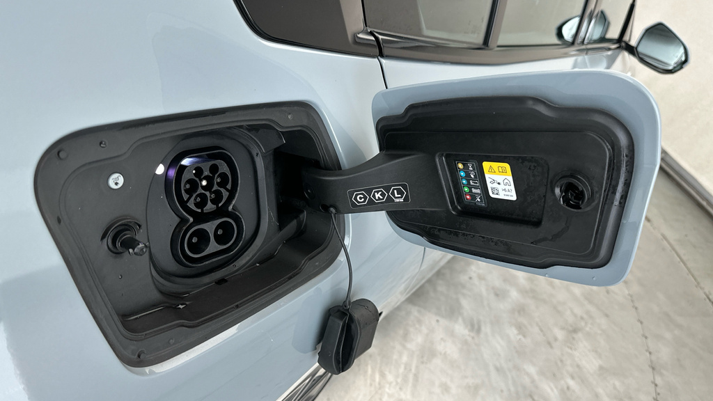 BMW i5 I5 Edrive40 Sport Edition Saloon Blue #30