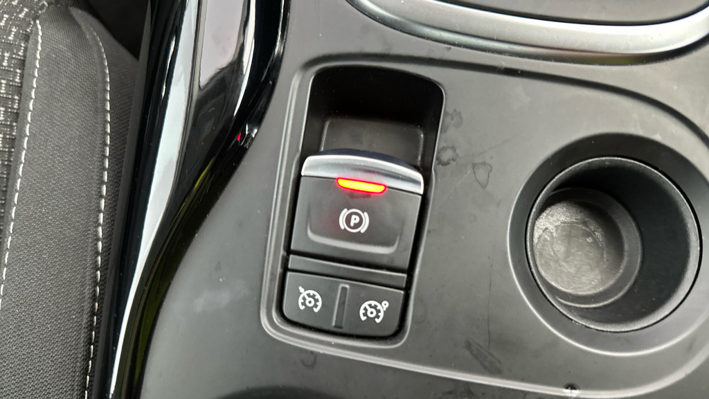 Renault Kadjar 1.5L Signature Nav Dci 110 Bhp Grey #16