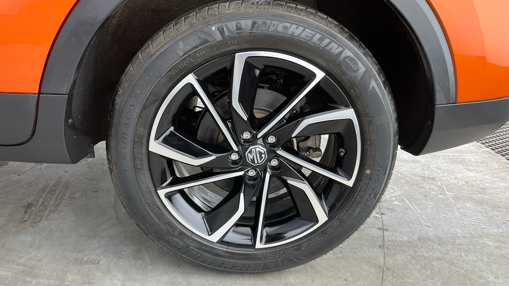 MG ZS Zs 44.5Kwh Exclusive Black #27